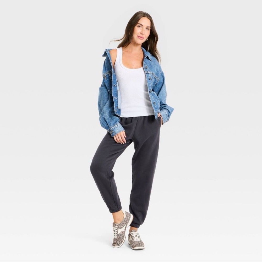 Universal Thread Mid-Rise Fleece Jogger Pants